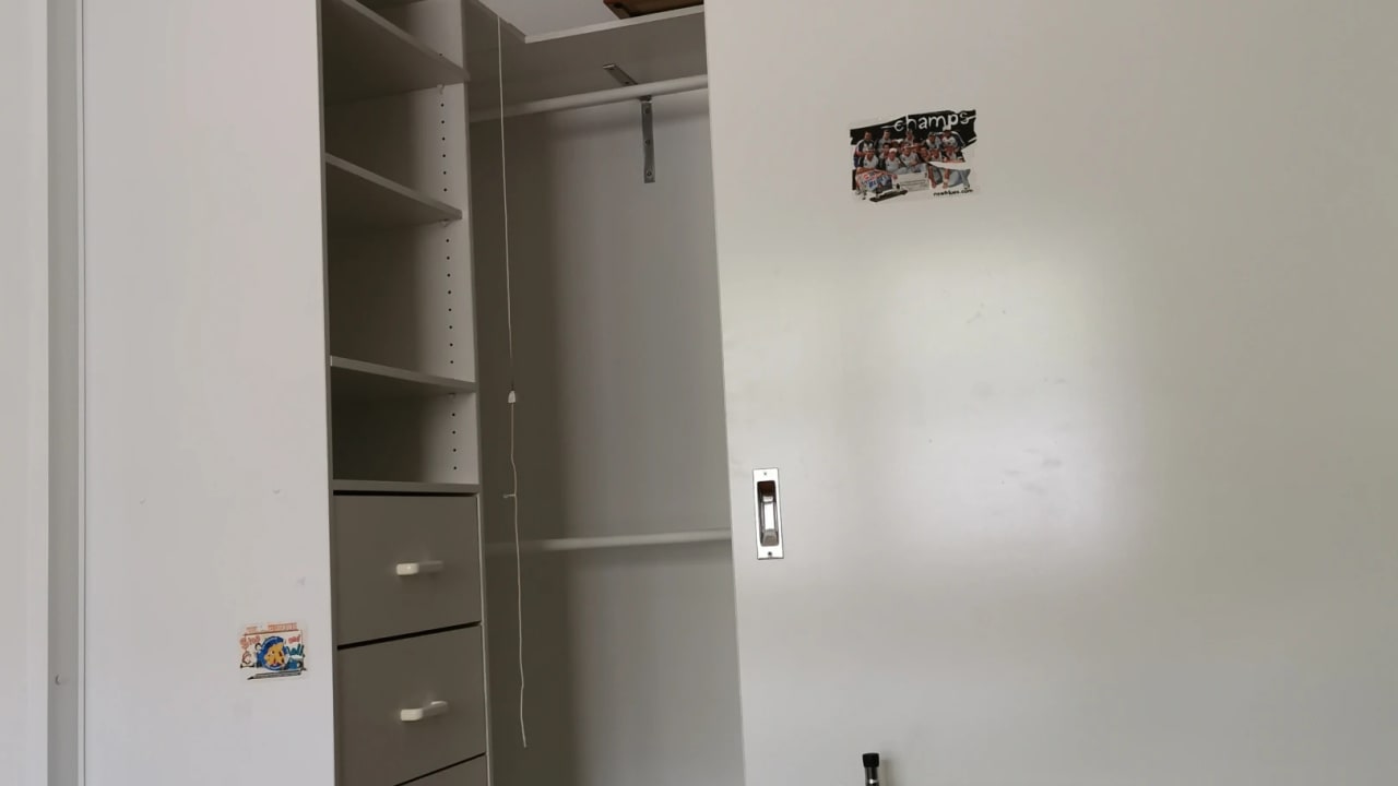 Furnished room in a share house