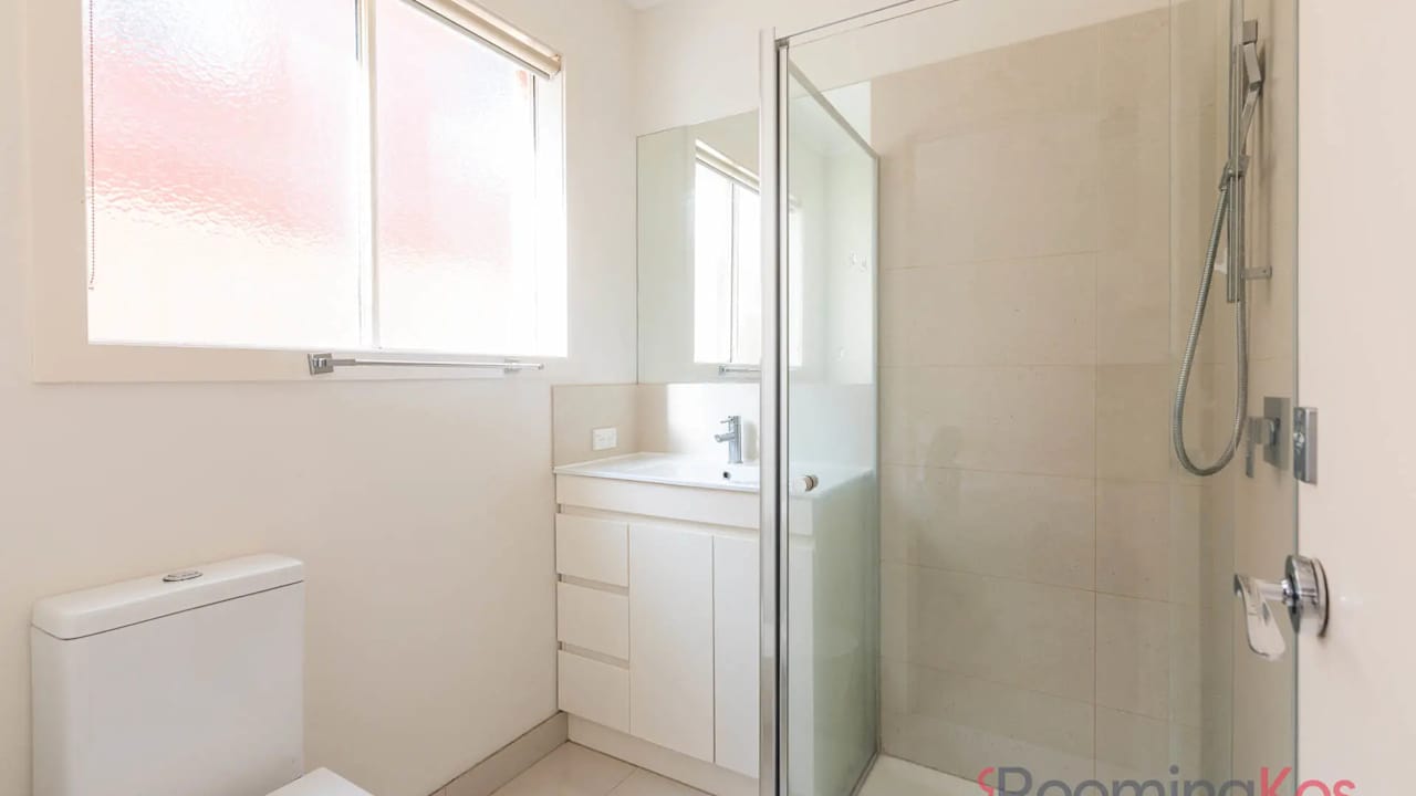 Furnished room with ensuite in a share house