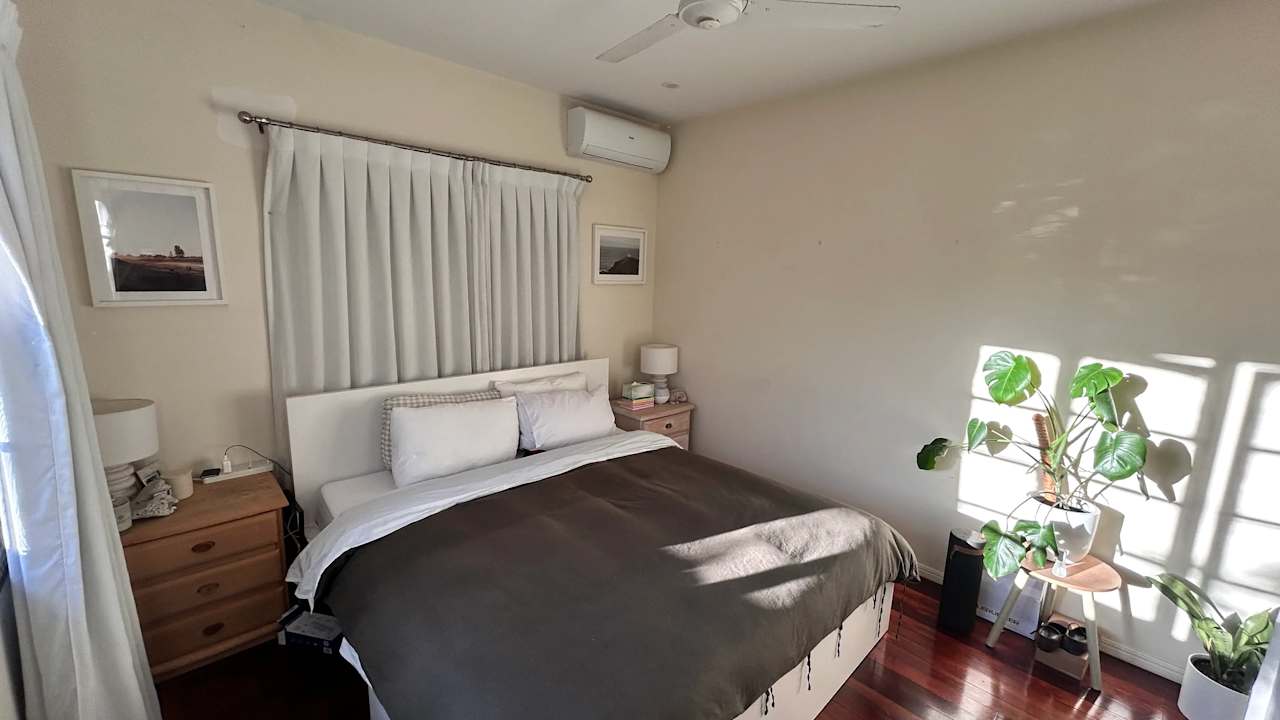 Room with ensuite in a share house