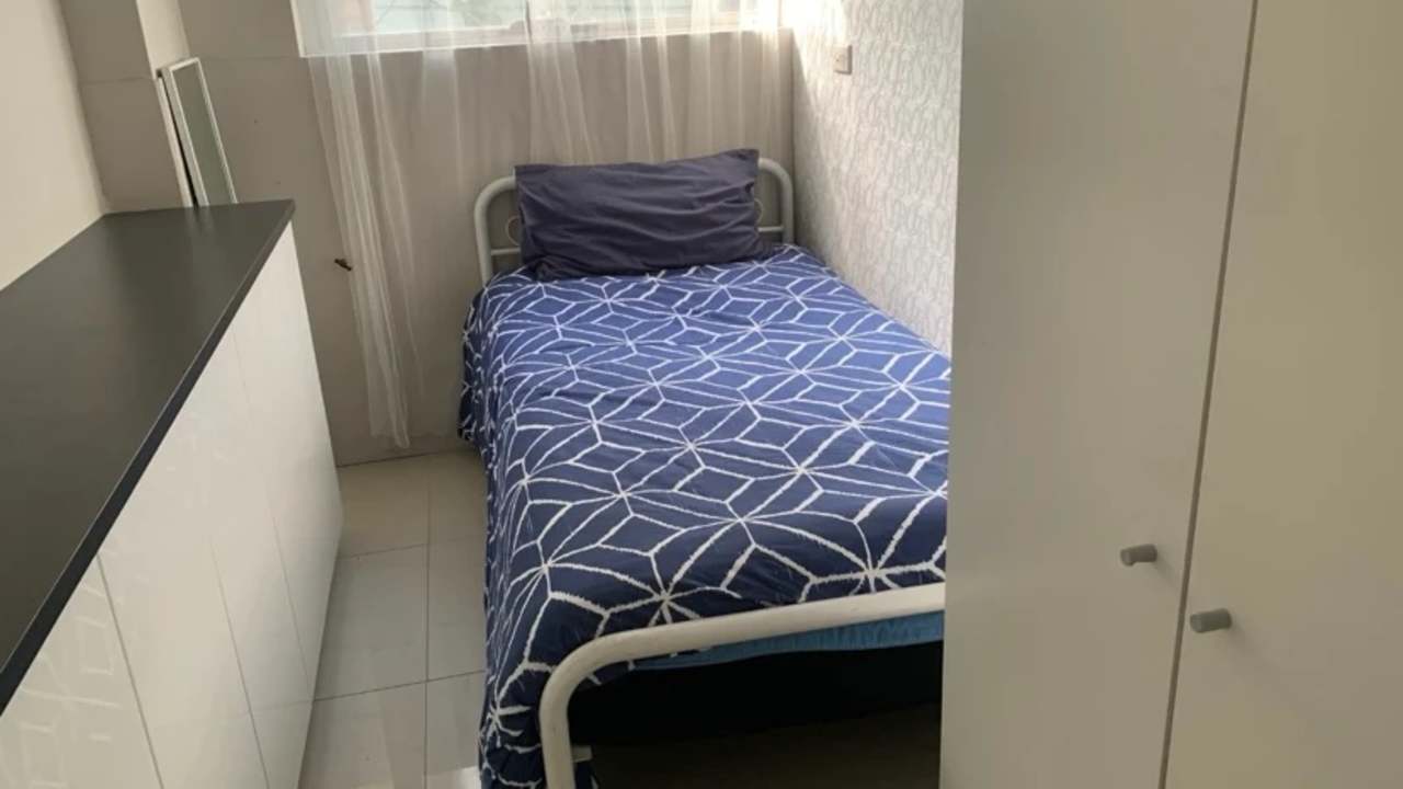 Furnished room in a flatshare