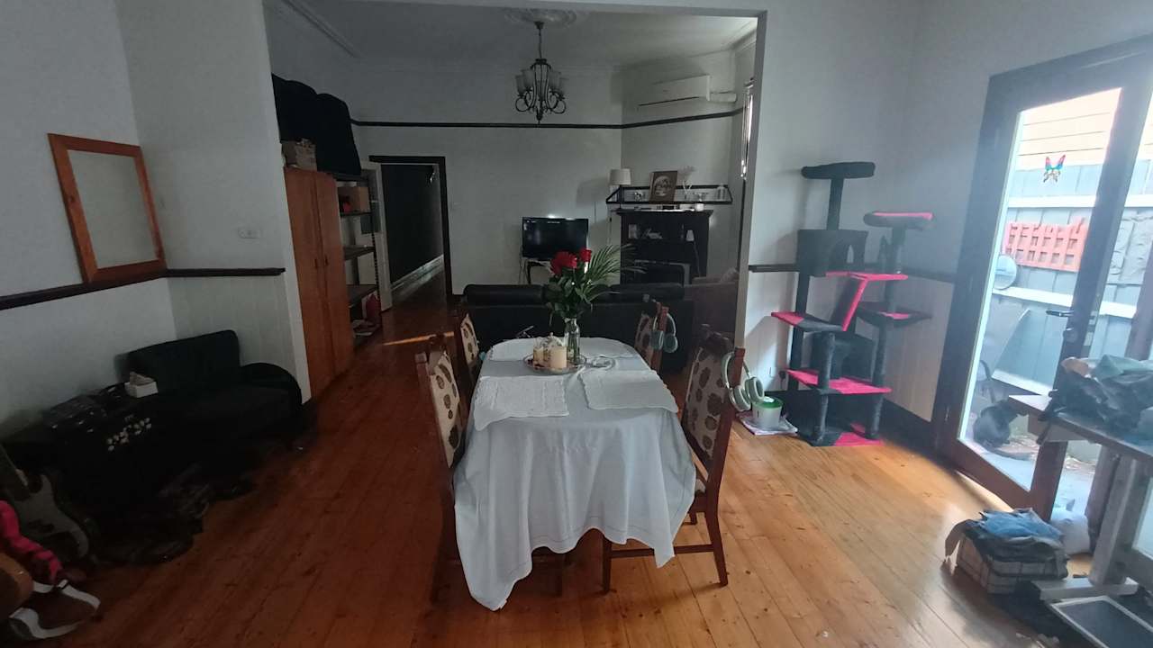 Unfurnished room in a share house