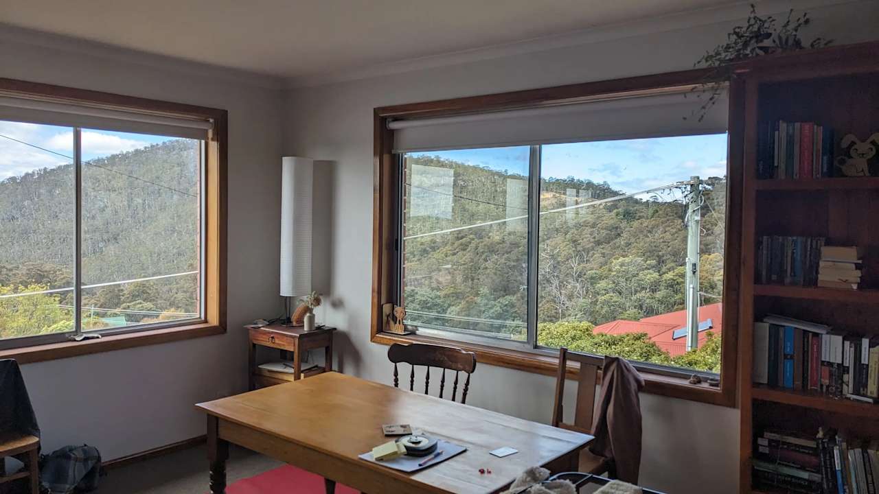 Unfurnished room with ensuite in a flatshare