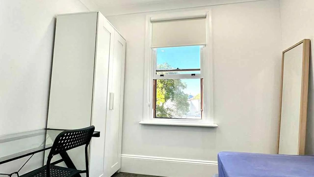 Furnished room in a share house
