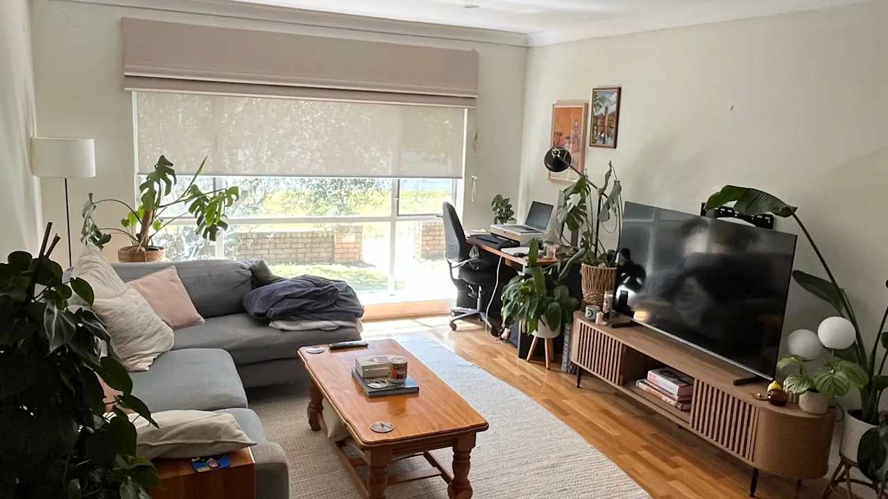 Unfurnished room in a share house