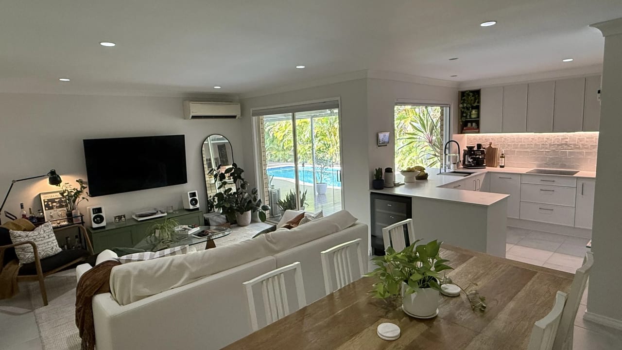Furnished room with ensuite in a share house