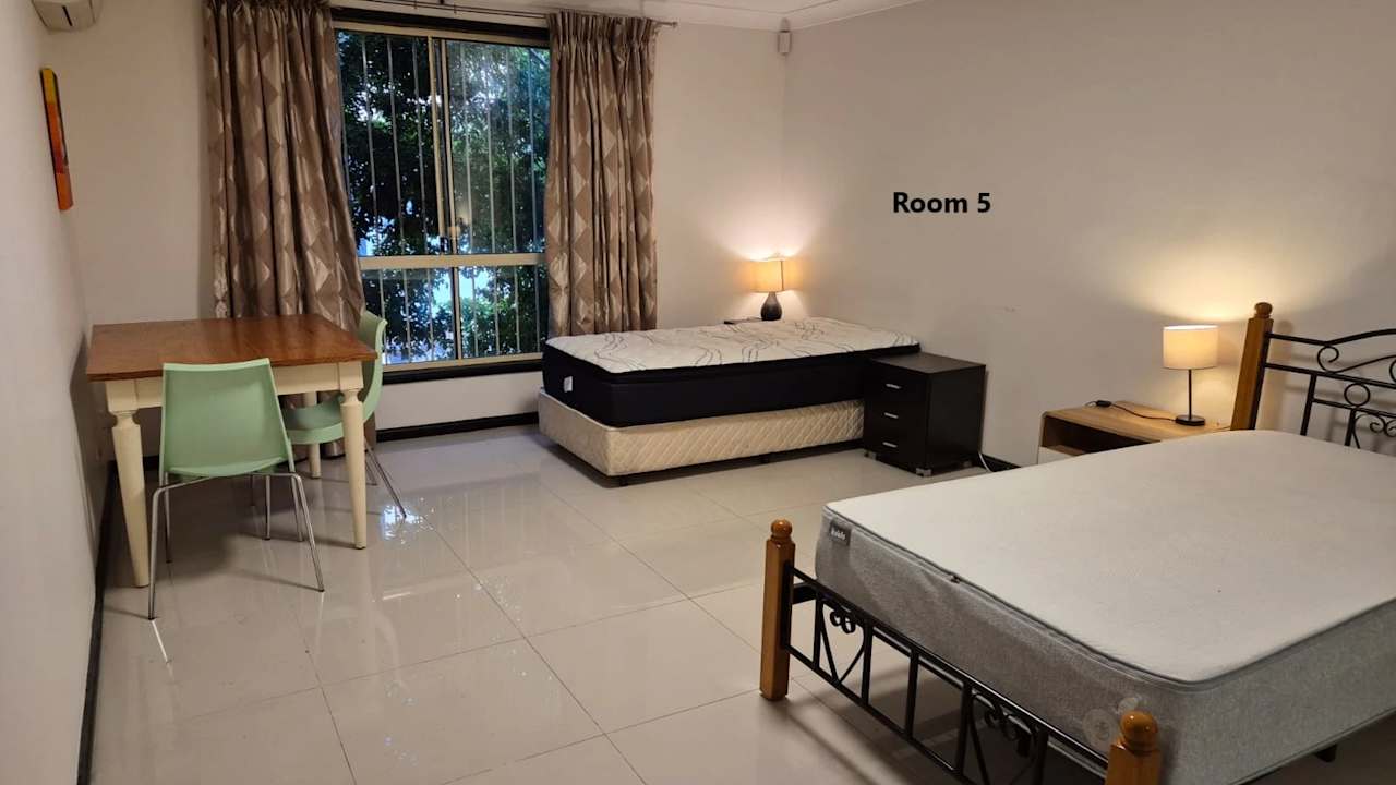 Furnished room in a share house