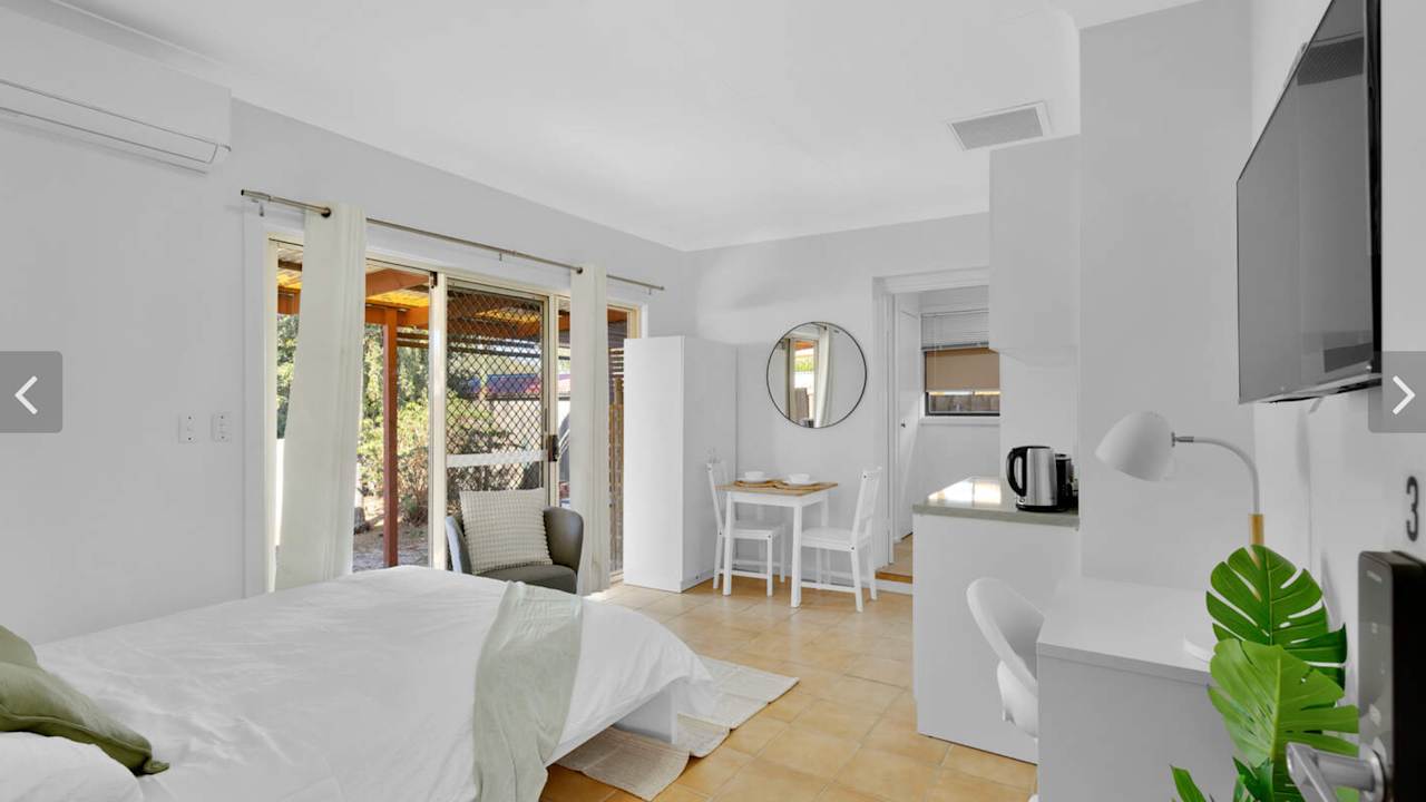 Furnished room with ensuite in a share house