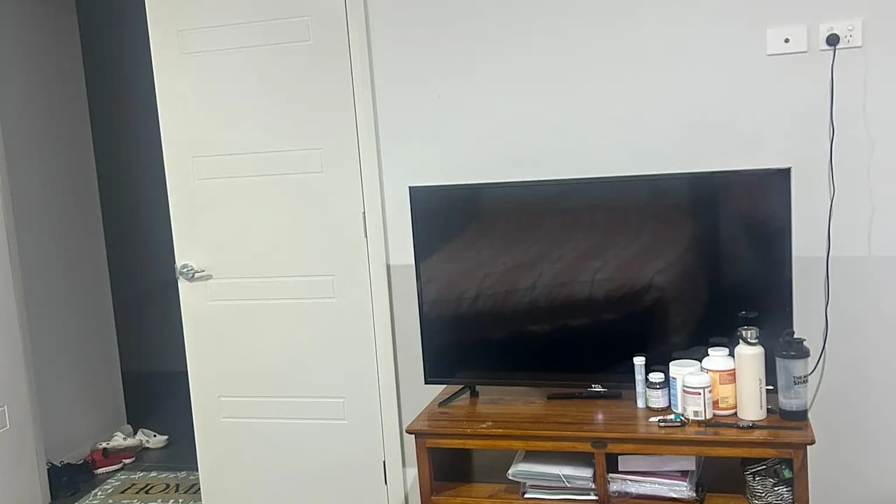 Furnished room with ensuite in a share house