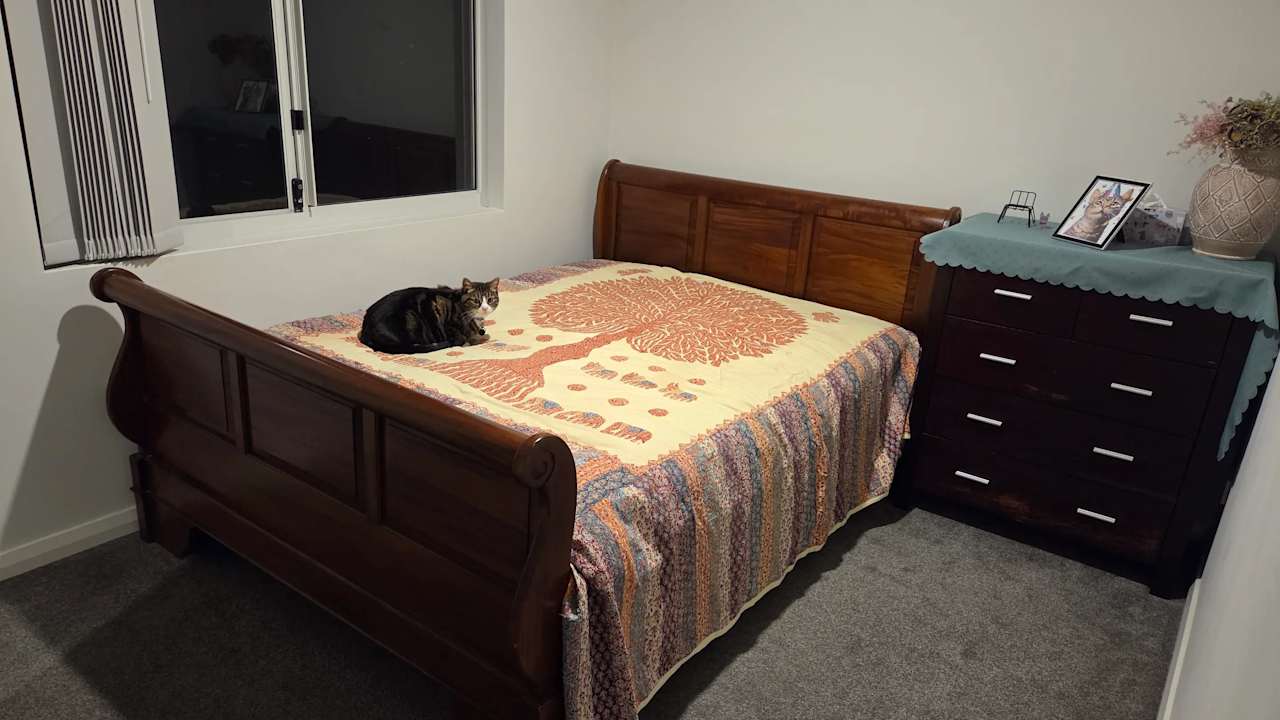Furnished room with own bathroom
