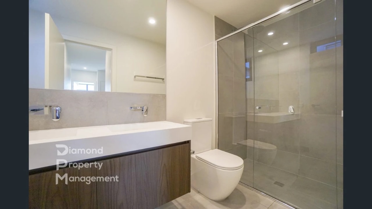 Furnished room with own bathroom
