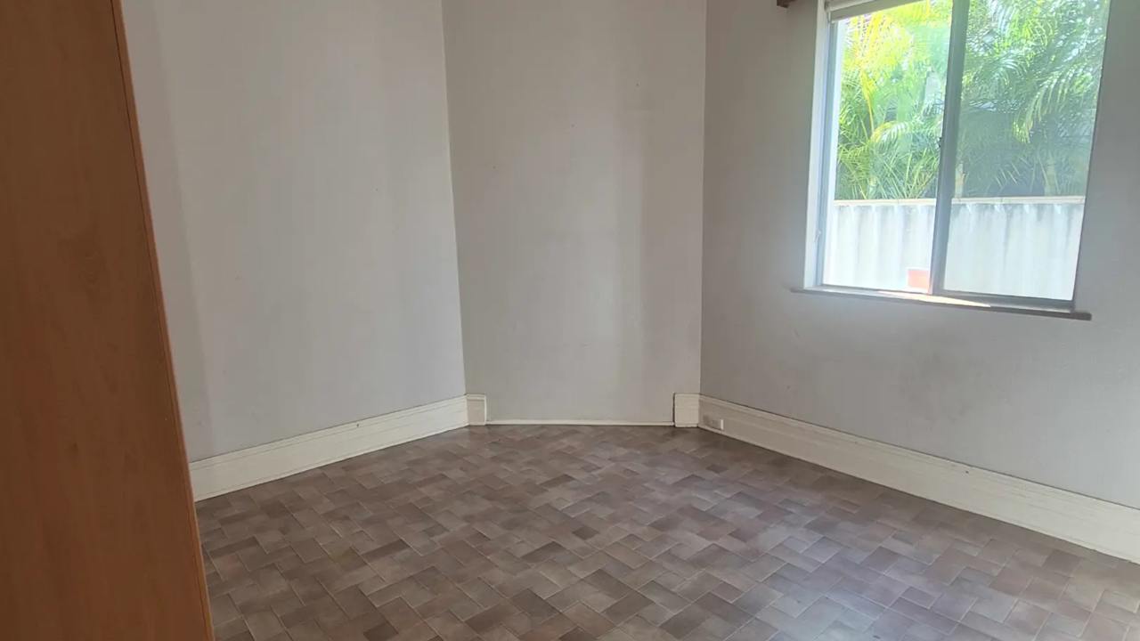 Unfurnished room in a share house