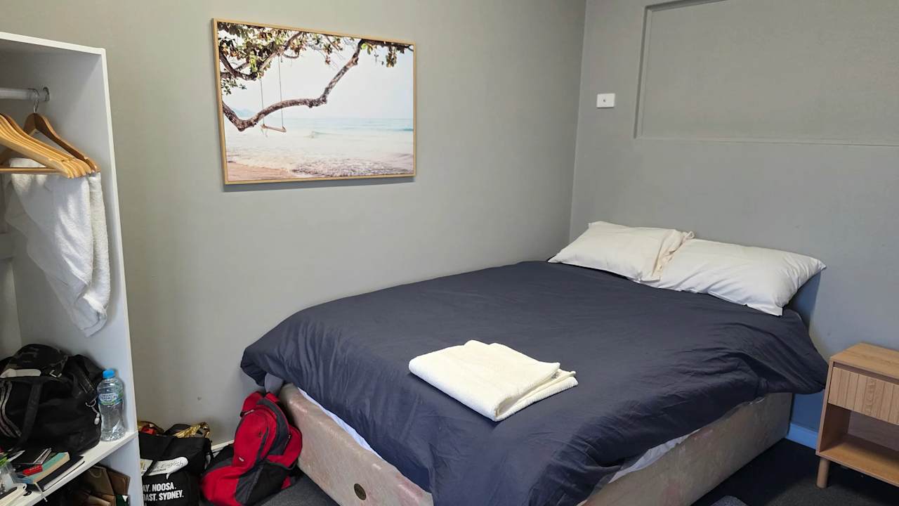 Furnished room in a share house