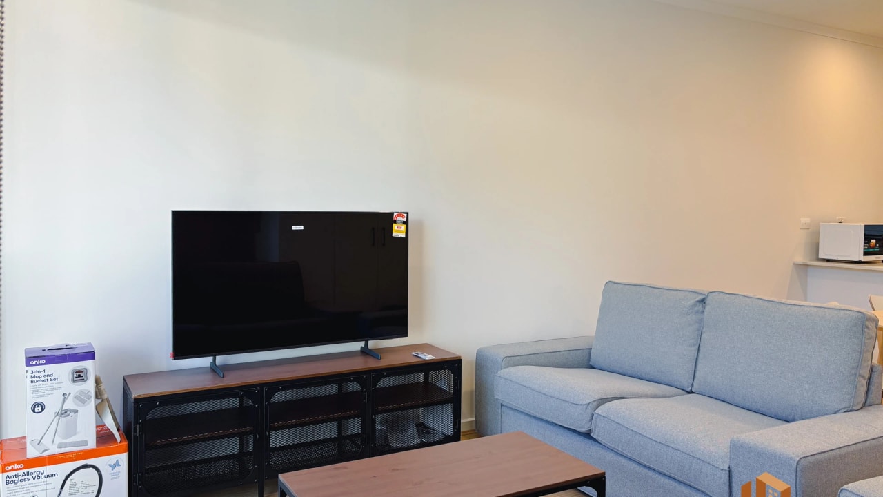 Furnished room with own bathroom
