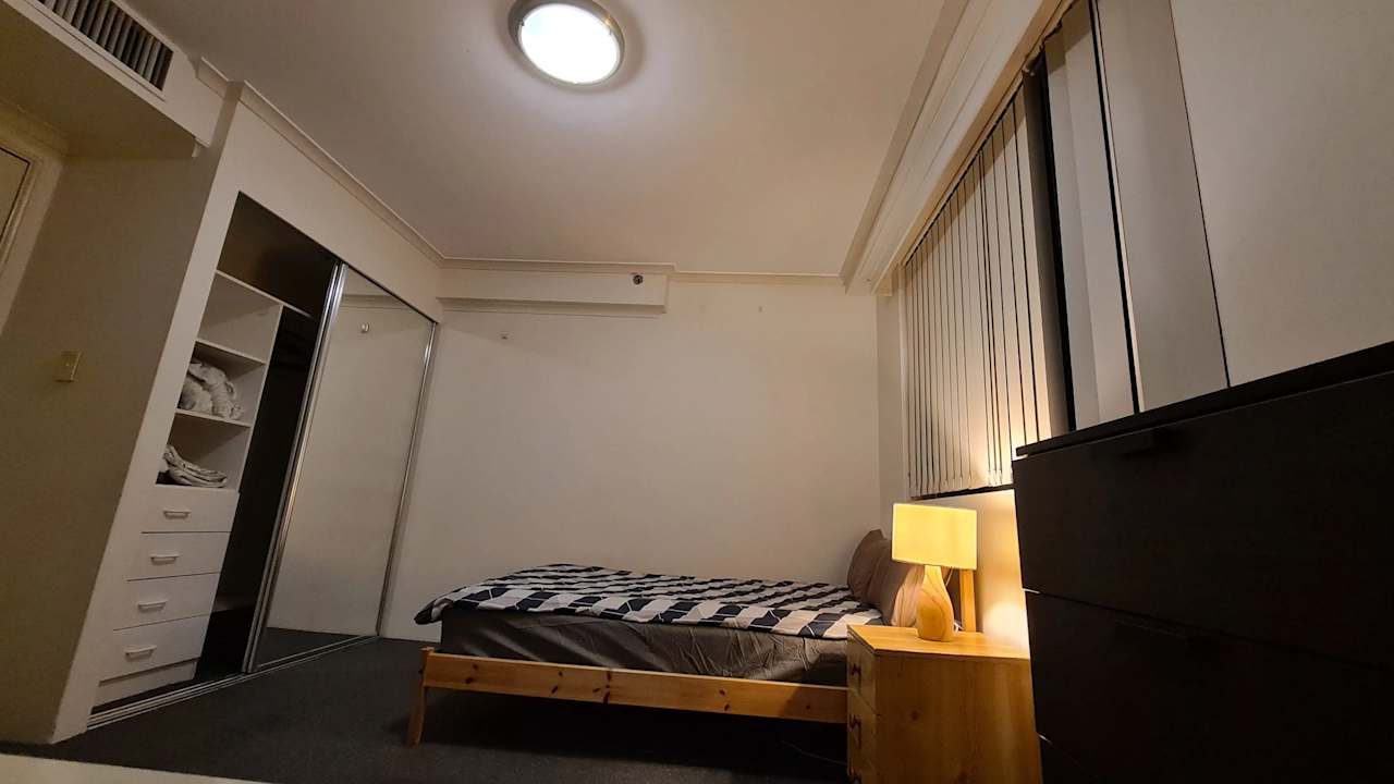 Furnished room in a flatshare