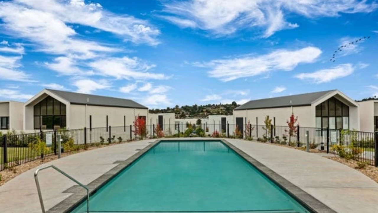 Room in a share house