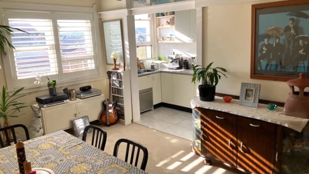 Whole property with 2 rooms for rent