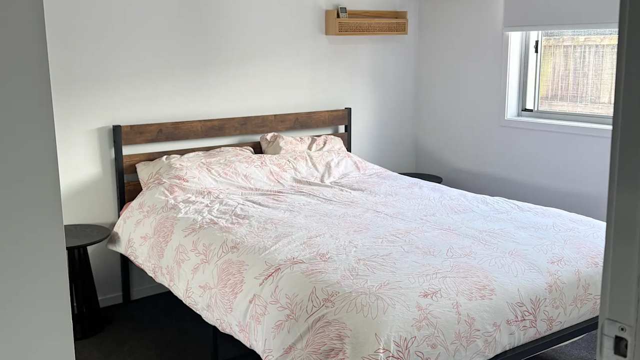 Furnished room with own bathroom