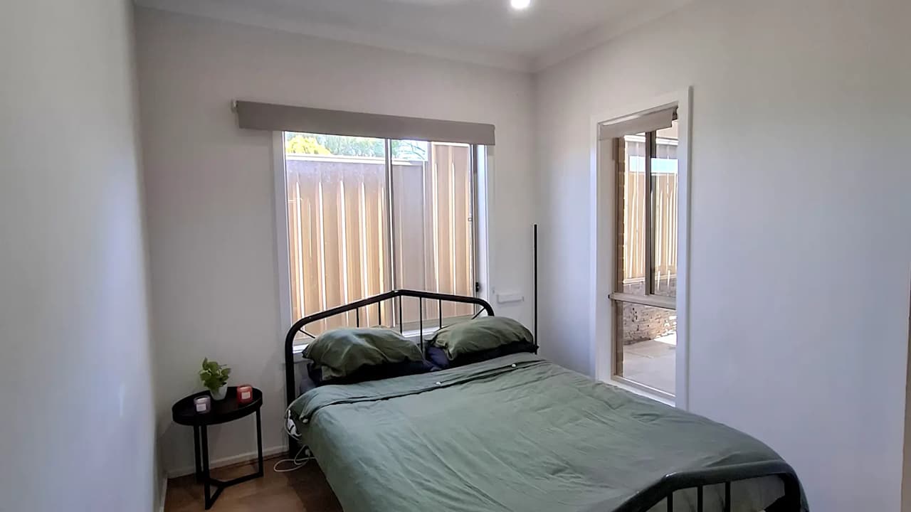 Unfurnished room in a flatshare