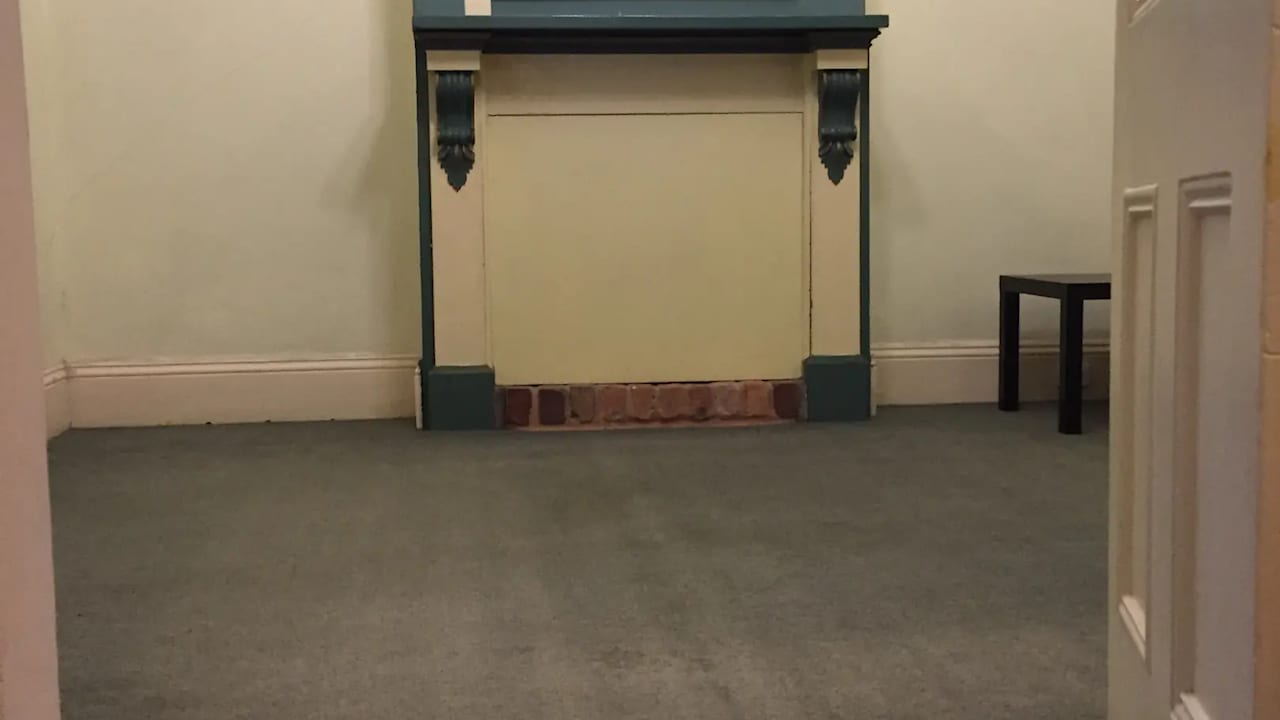 Unfurnished room in a share house