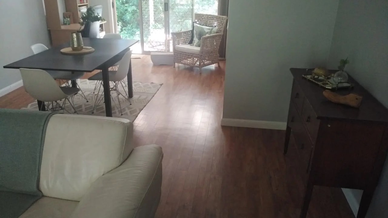 Room in a share house