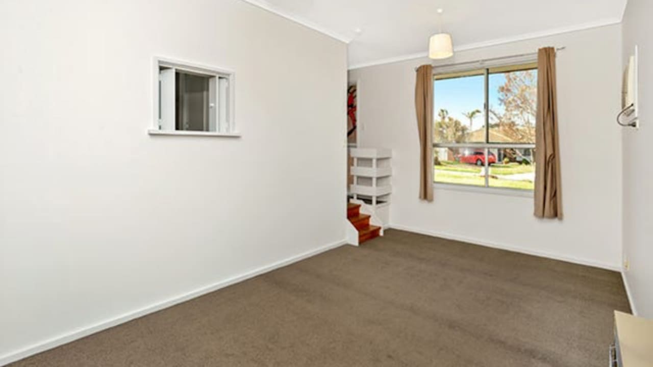 Unfurnished room in a share house