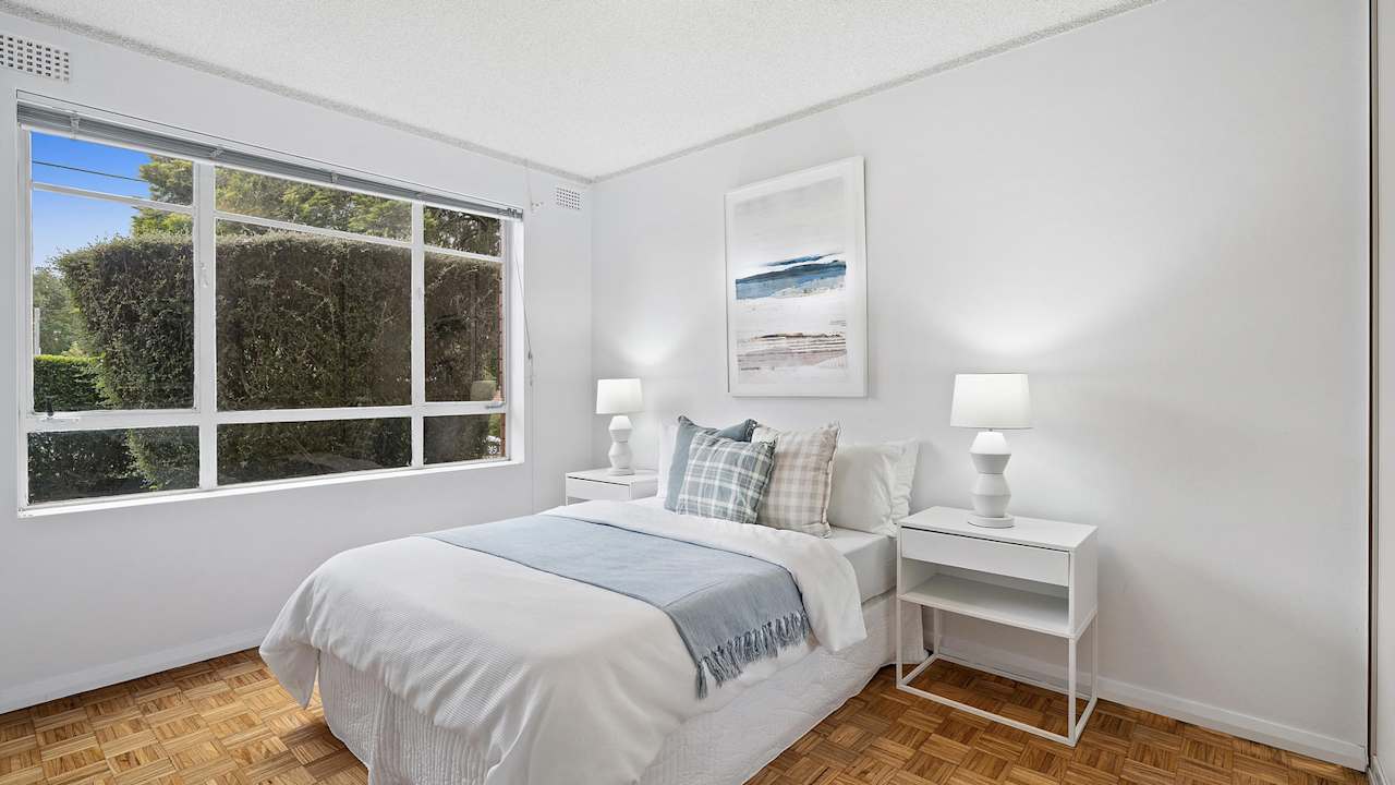 Furnished room in a flatshare