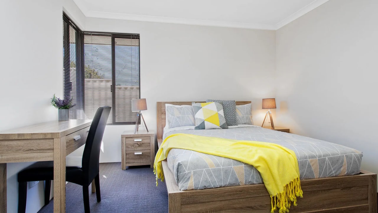 Furnished room in a share house