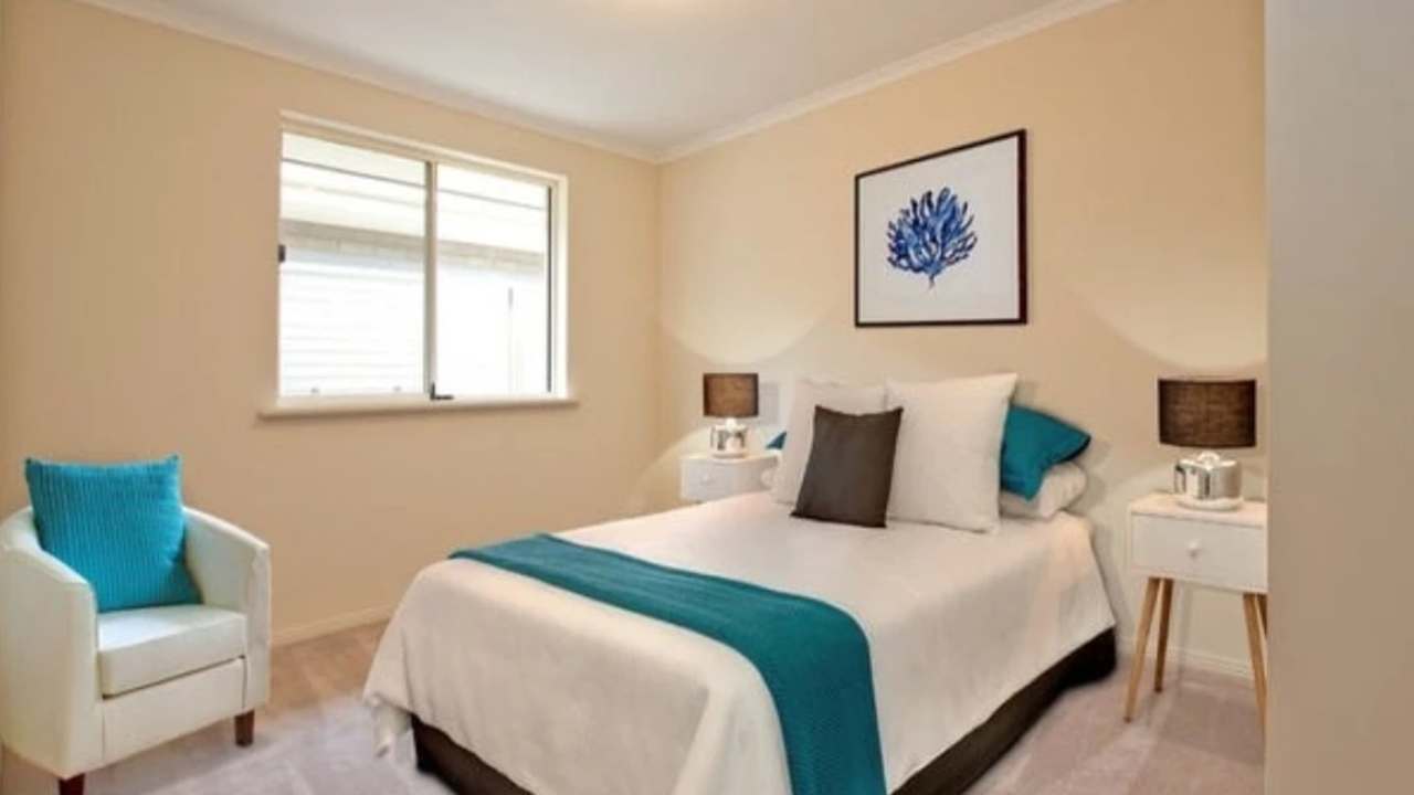 Unfurnished room in a share house