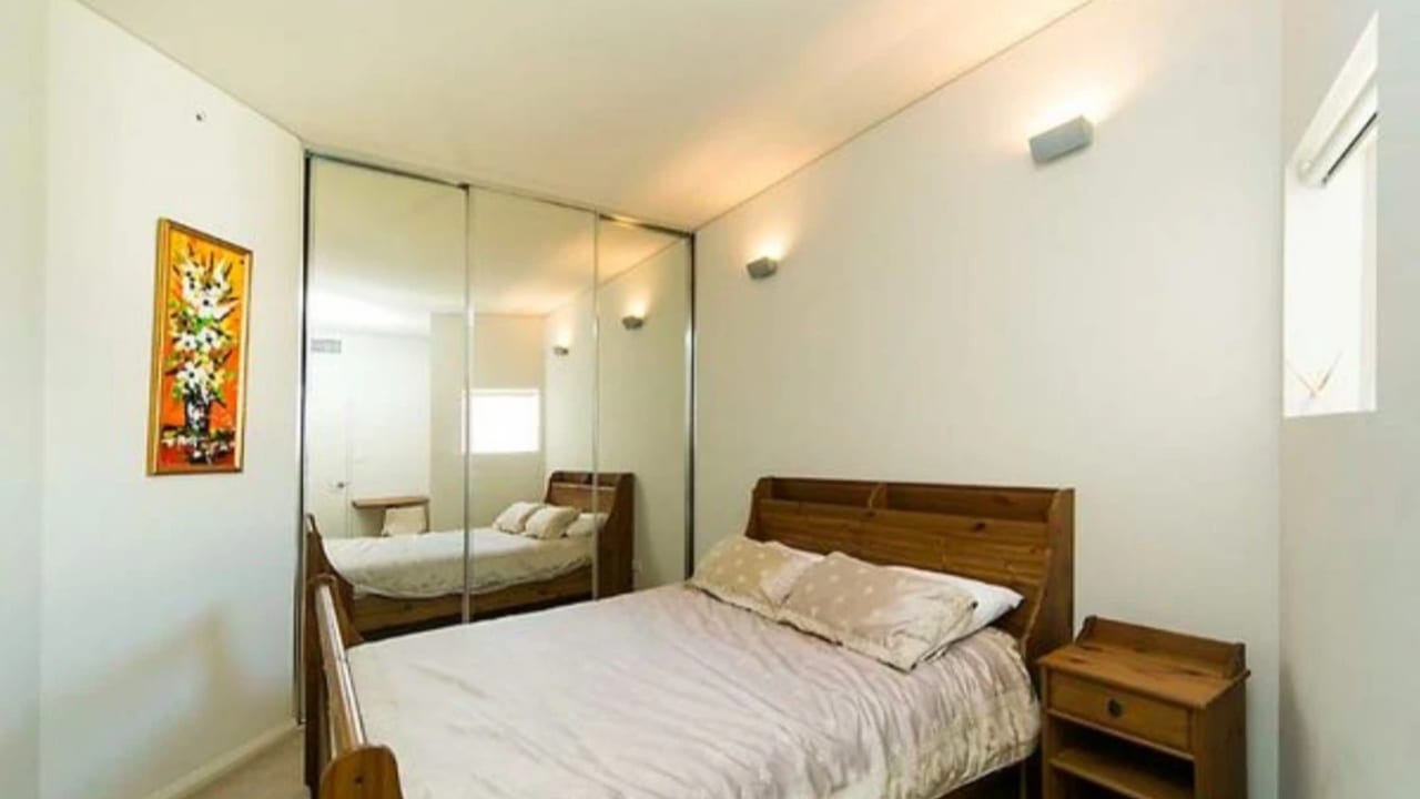 Furnished room with own bathroom