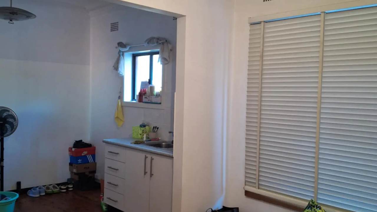 Unfurnished room in a share house