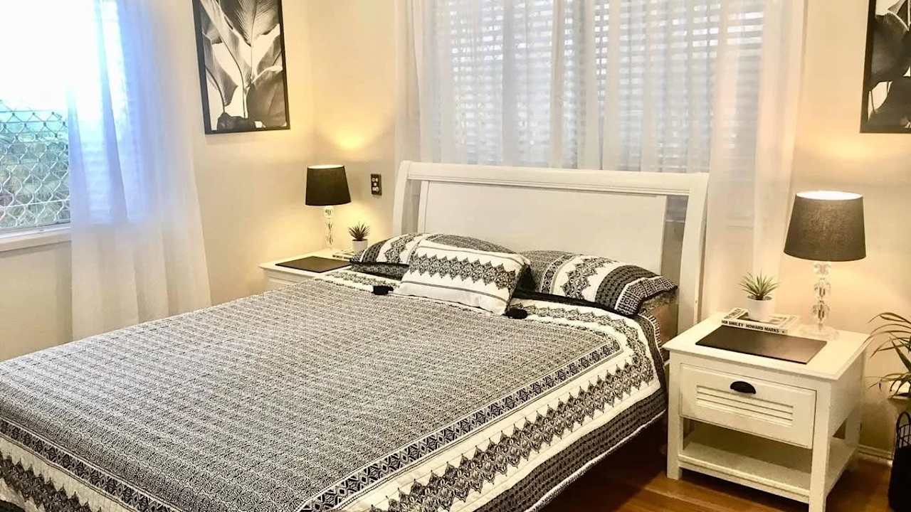 Furnished room with ensuite in a share house
