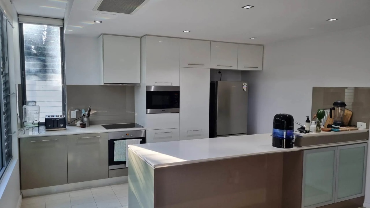 Unfurnished room with own bathroom