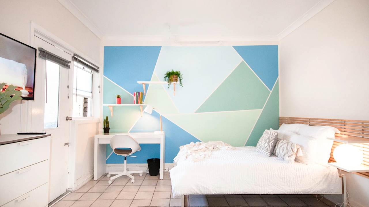 Furnished room in a share house