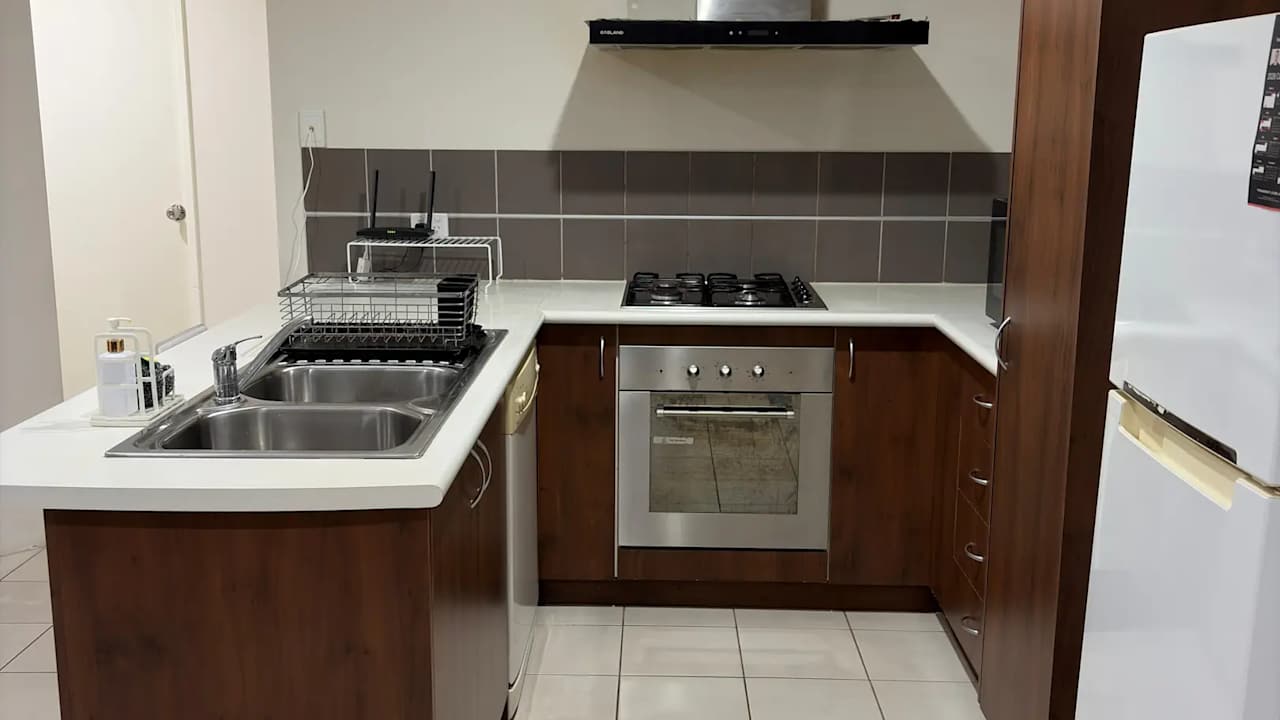Furnished room with ensuite in a flatshare