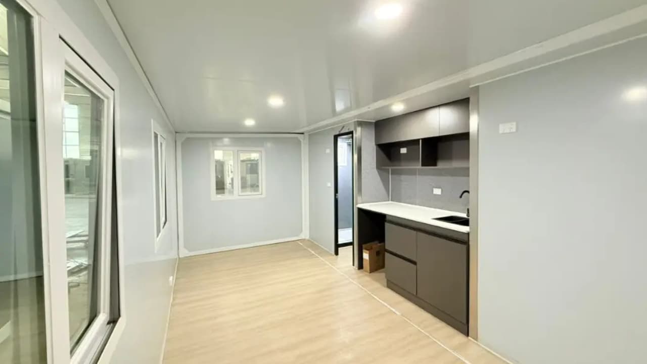 Room with ensuite in a flatshare