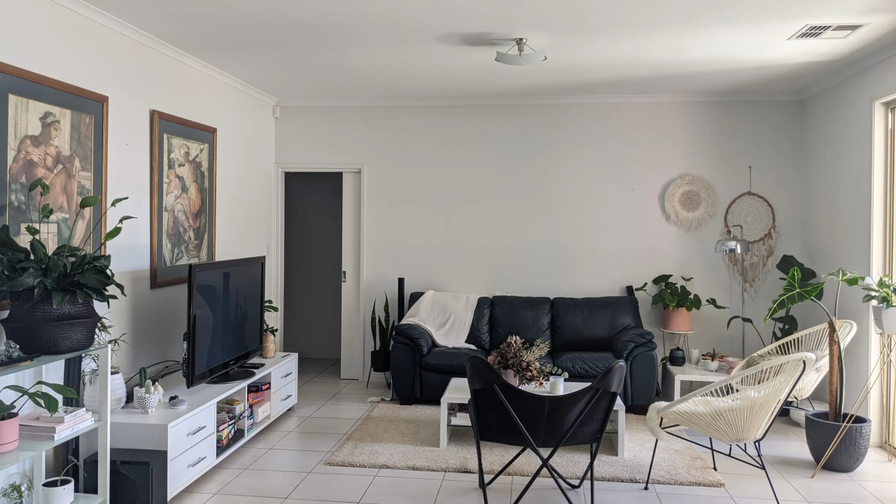 Furnished room with ensuite in a share house