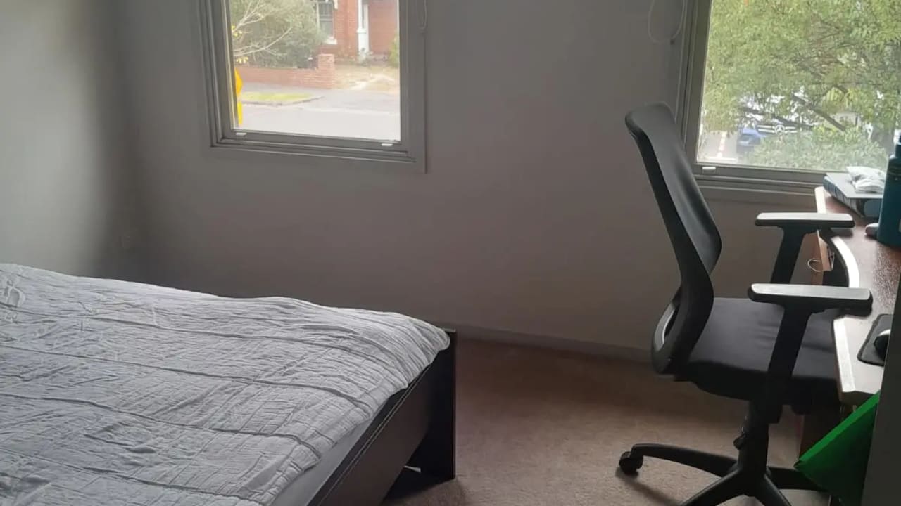 Unfurnished room in a share house