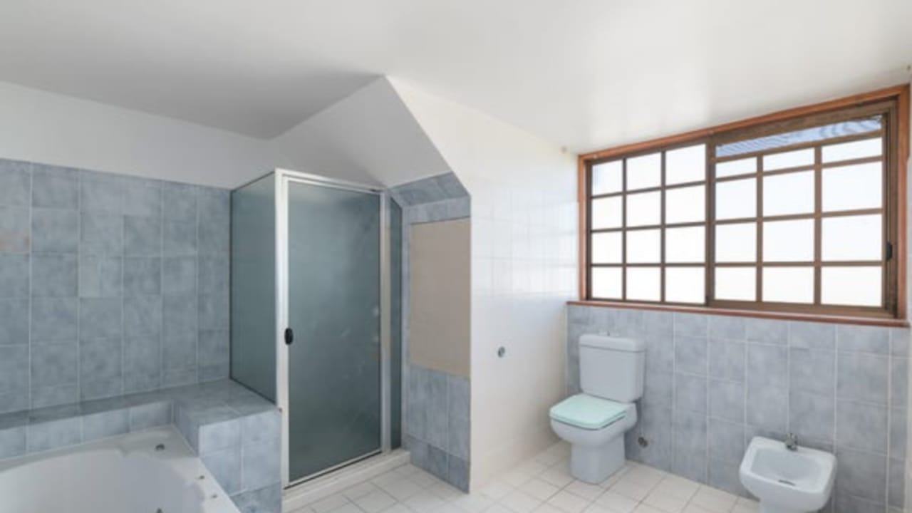 Unfurnished room with ensuite in a share house