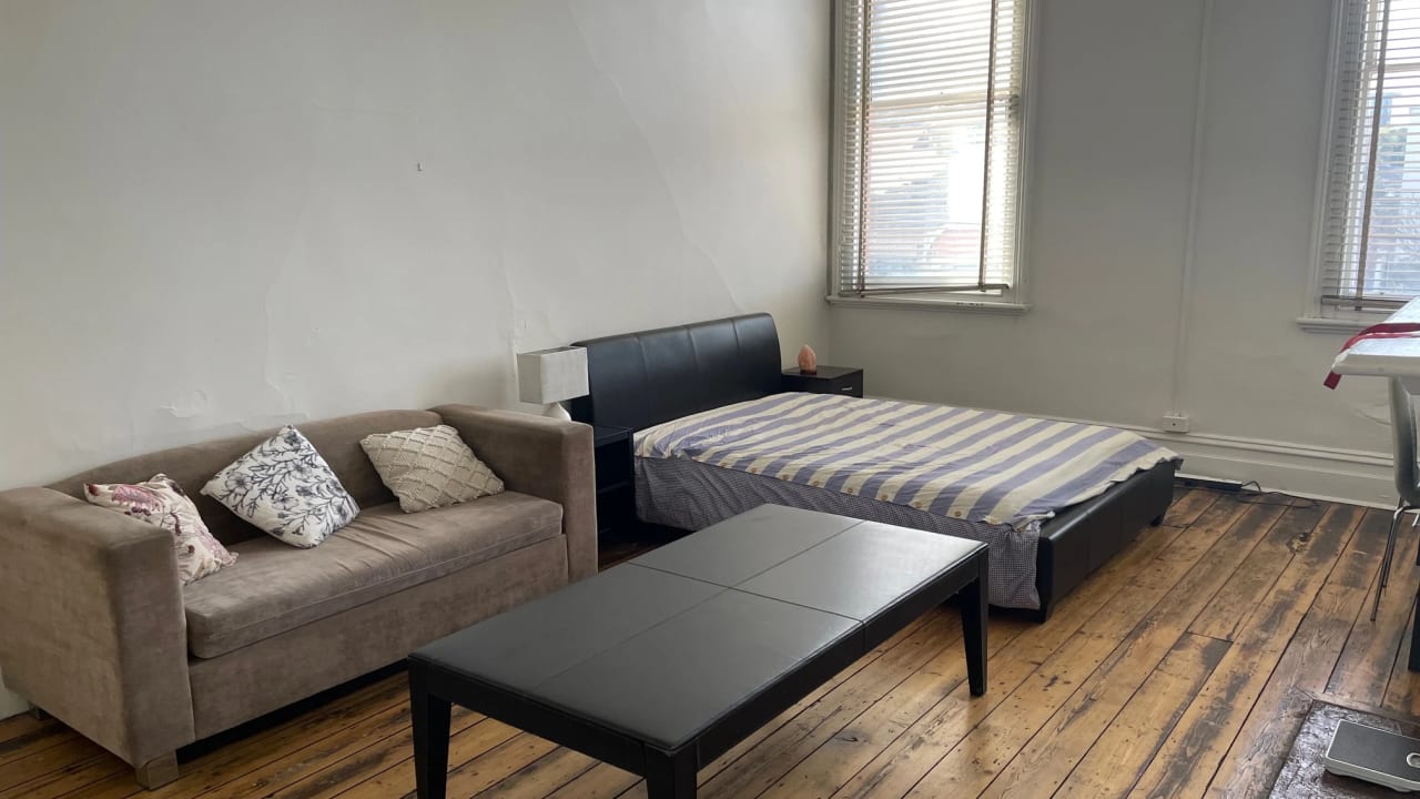 Furnished room in a share house