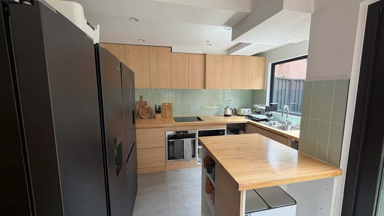 Furnished room studio flat for rent