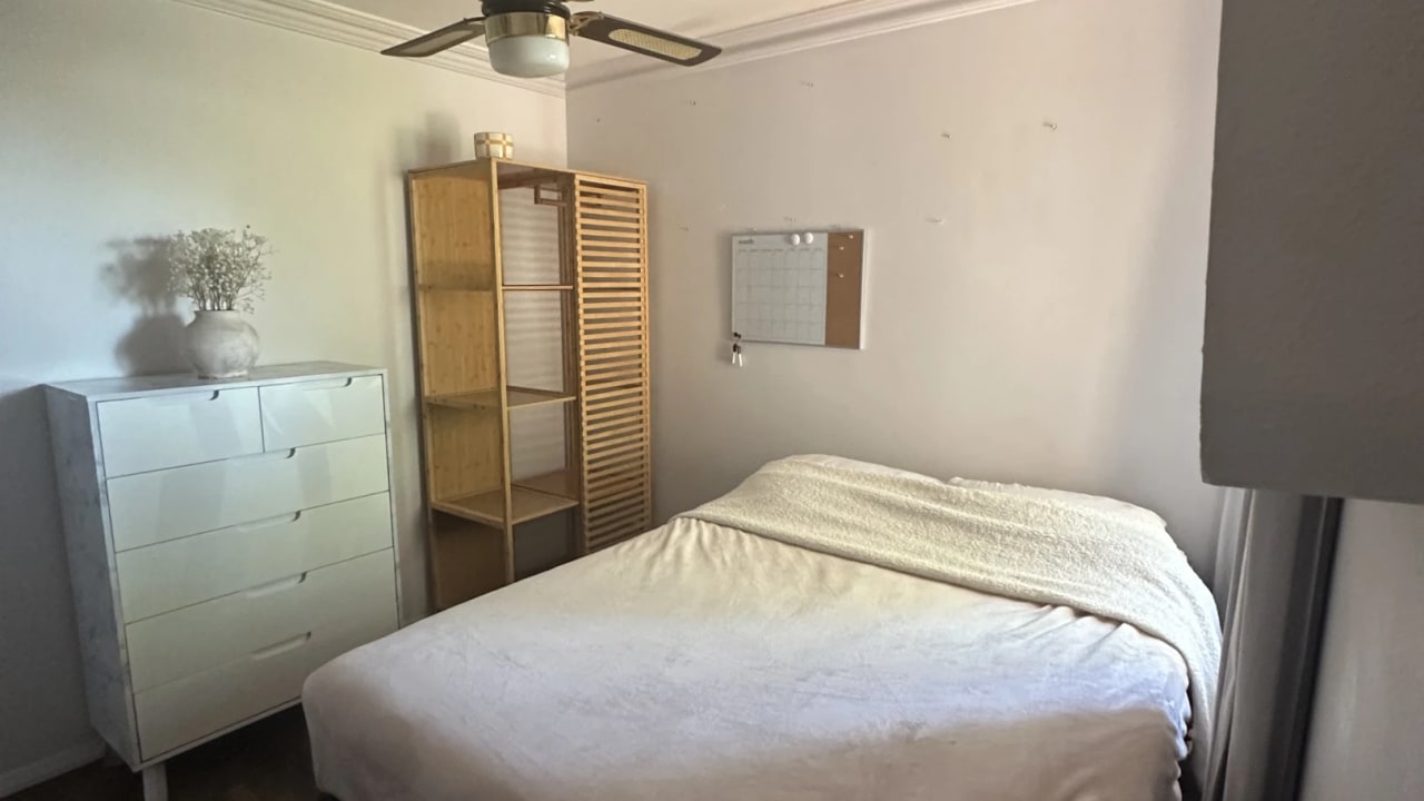 Unfurnished room with own bathroom