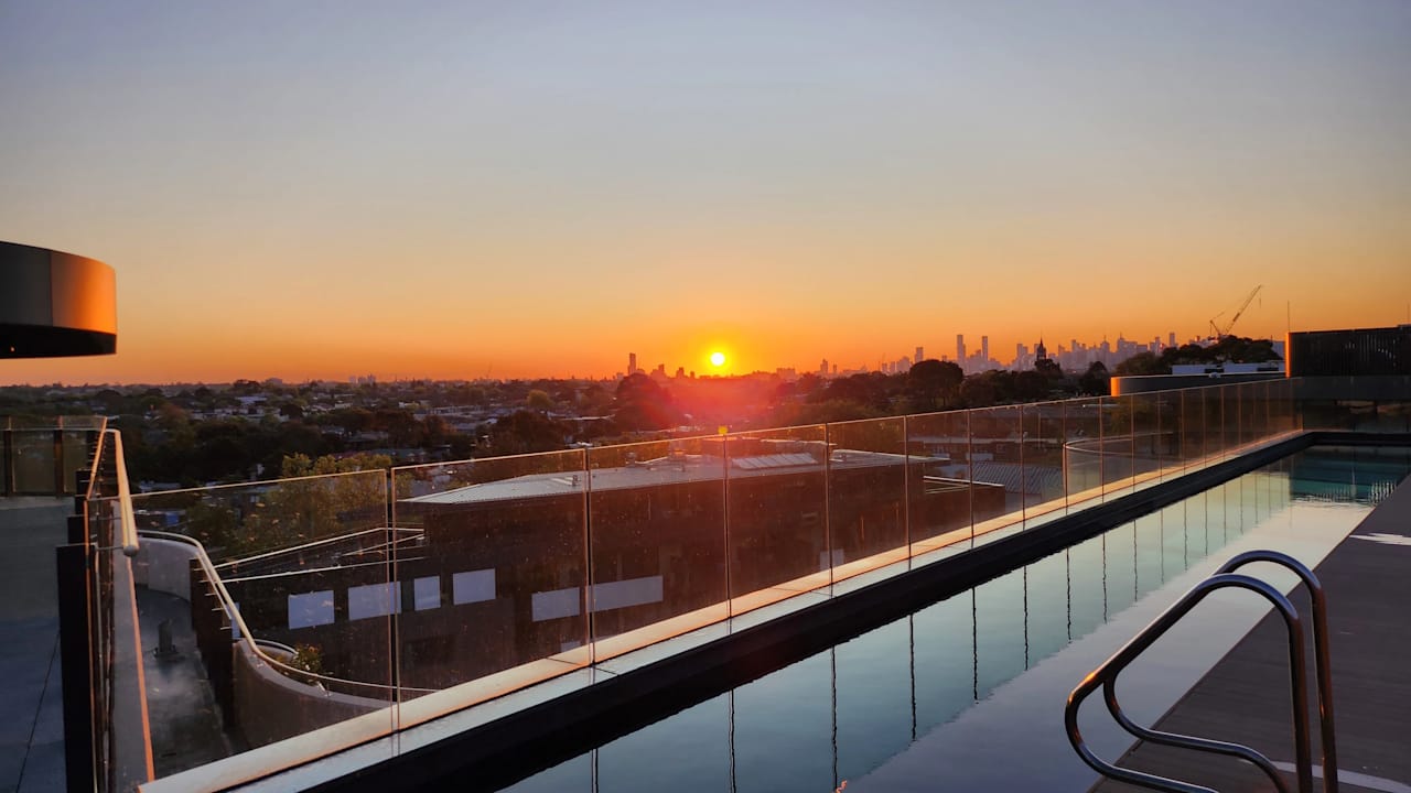 Furnished room with ensuite in a flatshare