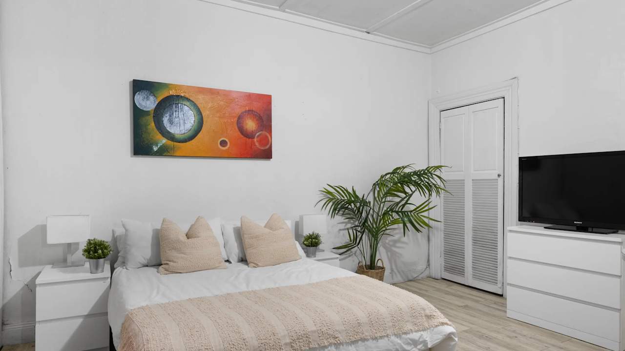 Furnished room studio flat for rent