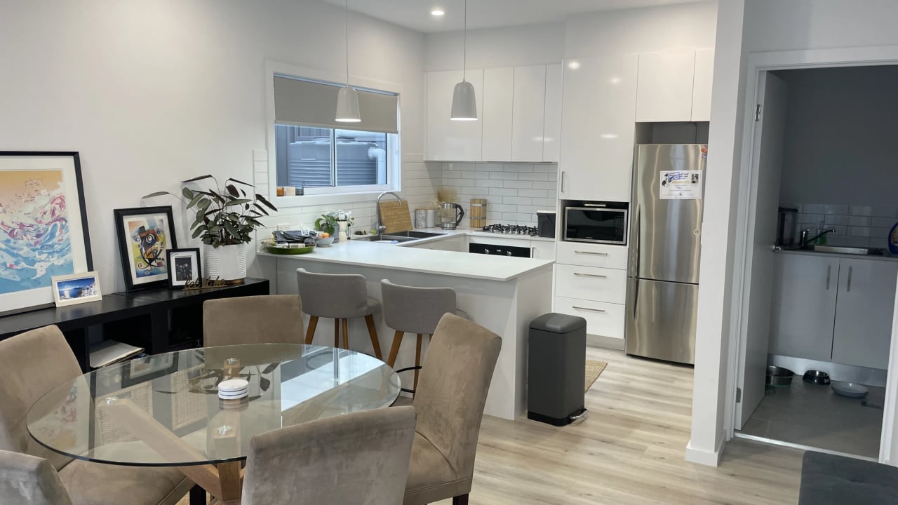 Room with ensuite in a share house