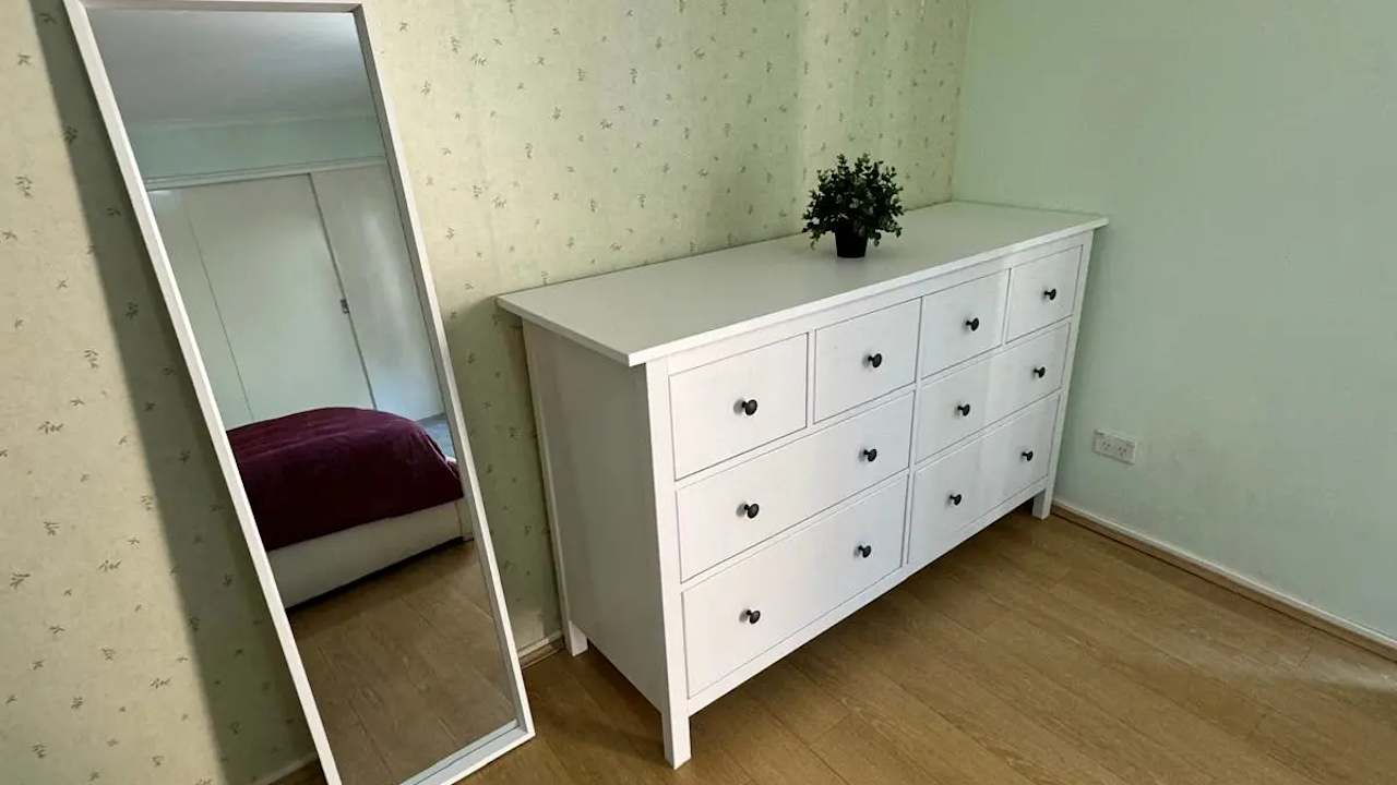 Furnished room in a share house