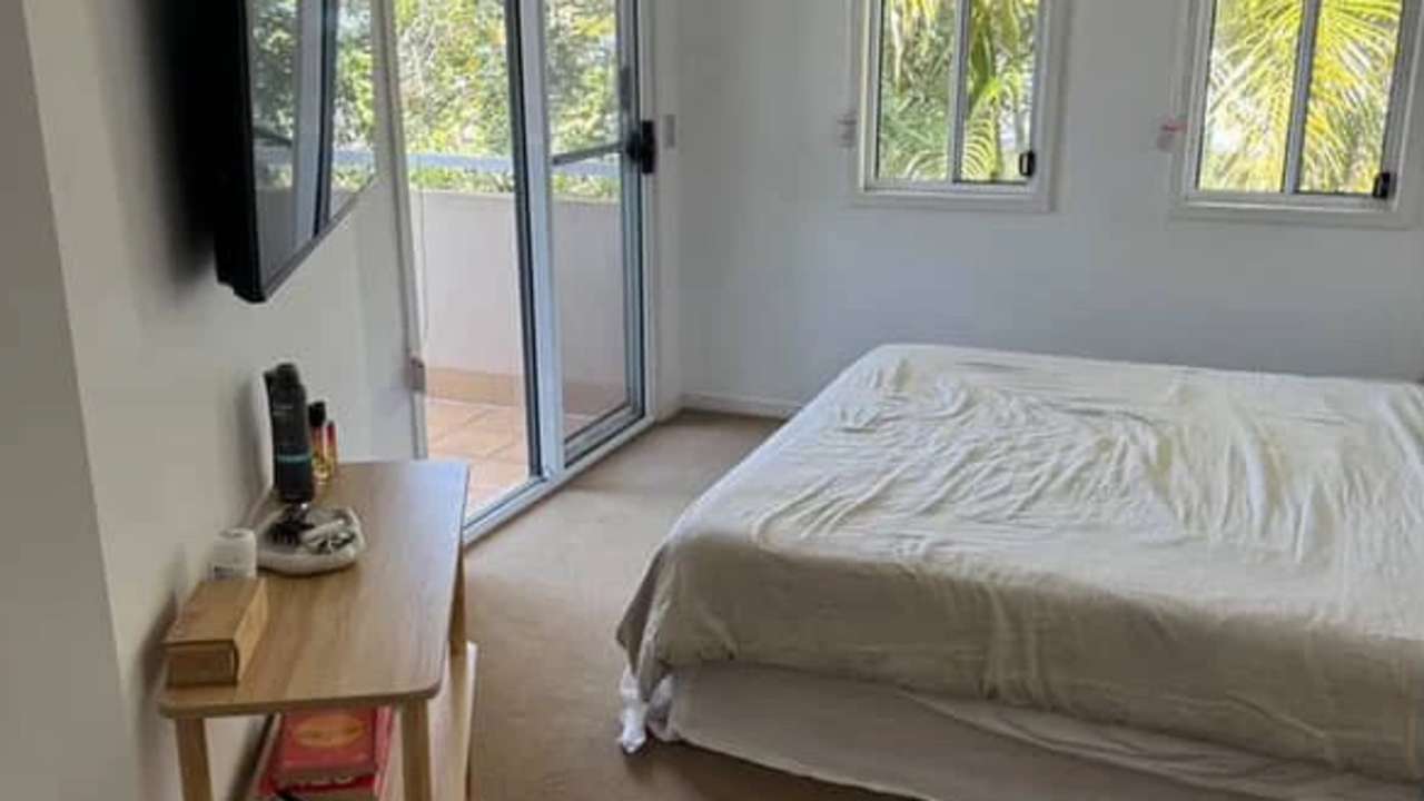 Unfurnished room in a share house