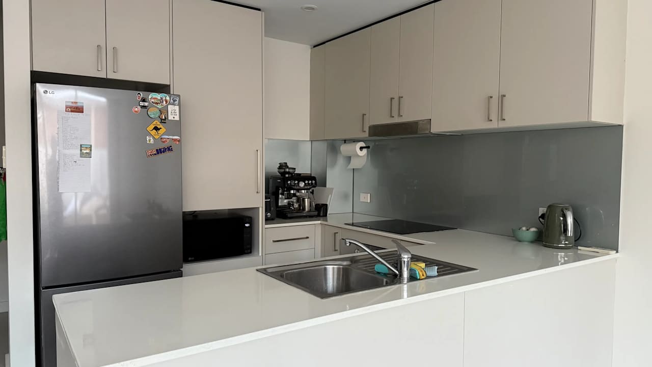 Unfurnished room with own bathroom