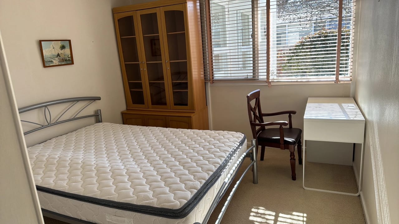 Whole property with 4 rooms for rent