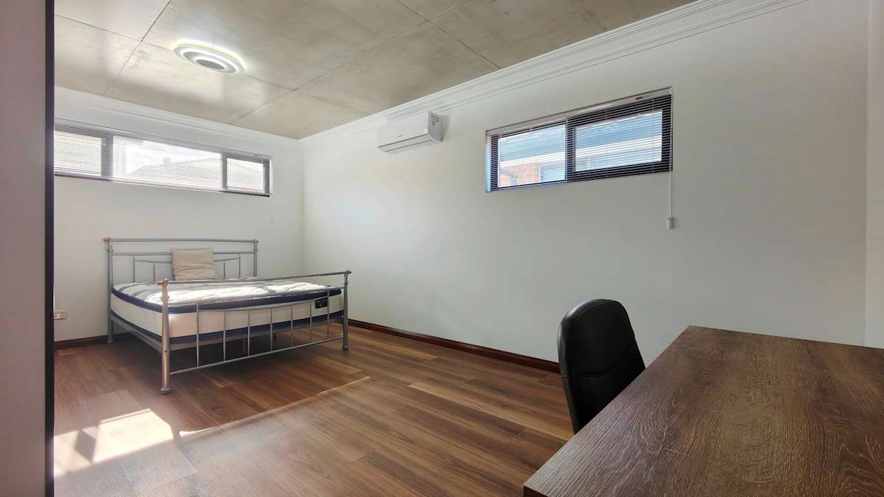 Furnished room with own bathroom