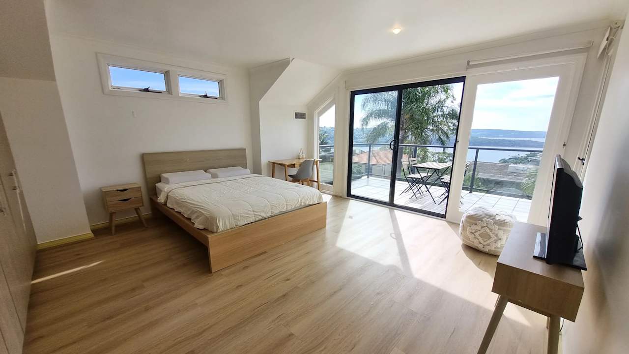 Furnished room with own bathroom